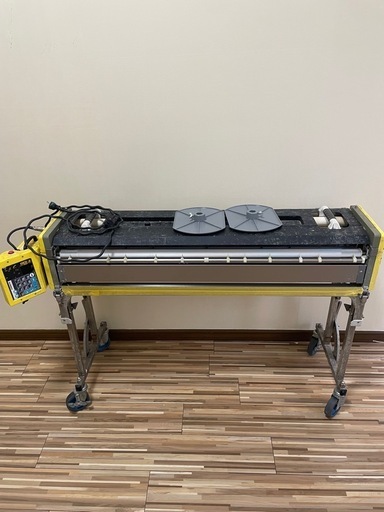 極東　KLASS　糊付け機