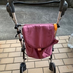 美品です♥︎シルバーカーの画像