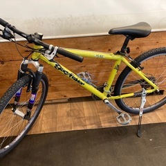 【訳あり！前後タイヤ・チューブ新品！】3×8速　フロントサスペンション付き　26インチMTB イエローの画像