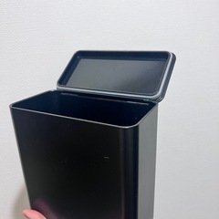 洗濯機とかのゴミ箱の画像