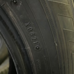 215.60.16スタットレスタイヤの画像