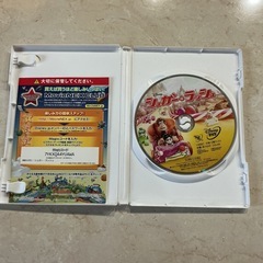 Disney🏰シュガー•ラッシュ🍭閉店後のゲームセンターで動き出す､人間が知らない〈ゲームの裏側〉の世界。そこでは､様々なゲームキャラたちが、笑ったり、怒ったり、人生に悩んだりしていた⁉️の画像