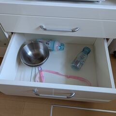 キッチン収納棚 / レンジ台の画像