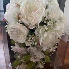 ウェディングブーケの画像