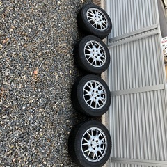 スタッドレスアルミホイル4本セットの画像