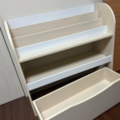 絵本棚　ラック　子どもの画像