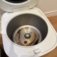 アイリスオーヤマ極厚火釜炊飯器の画像