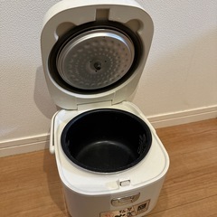 アイリスオーヤマ極厚火釜炊飯器の画像