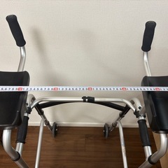 歩行器
の画像