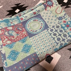 パッチワークデザイン マルチカバーの画像