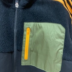 adidas フリース　ジャンパーの画像