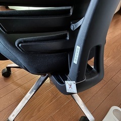 無料で差し上げます｜オフィスチェア（ヘッドレスト付き）の画像