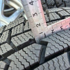 スタットレス(スタッドレス)タイヤ4本の画像