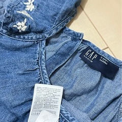 100USED GAPのデニムサロペットの画像