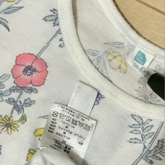 90USED お花のトップスの画像