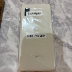 AQUOS wish3 ホワイト　スマホ本体のみ　　の画像