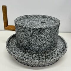 そばの臼の画像