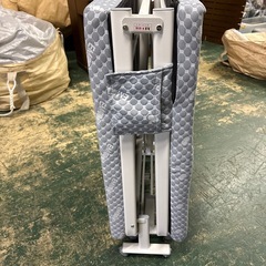 定価25000円美品！！エムールの折りたたみベット！の画像