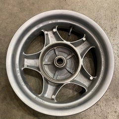 マジェスティー　125 ホイールの画像