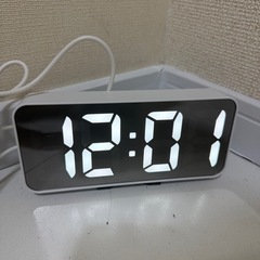 IKEA 置き時計の画像