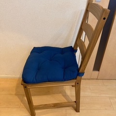 IKEAデスクチェアセット
　PINNTORP ピントルプの画像