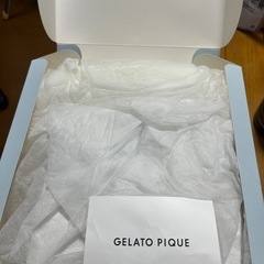 【新品未使用】ギフトボックスGELATO PIQUE 犬猫イラスト グラスセットの画像