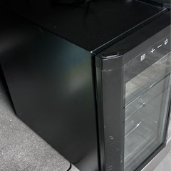 《ワケあり要確認》ワインセラー　6本収納OK　容量22L　の画像