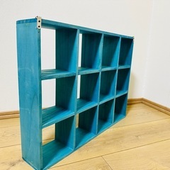 ウォールシェルフ（壁掛け棚）の画像