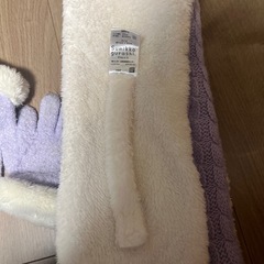 すみっこぐらし・マフラー・手袋セットの画像