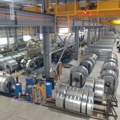 【土日祝休み＆日勤専属☆】業界トップシェアグループ◎建築用部品の製造◎未経験可◎有給は1時間単位で取得OK！年間休日120日以上あり◎髪色髪型自由！アクセス抜群！駅より徒歩3分！の画像