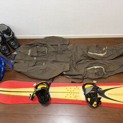 スノーボードセット　ブーツ　ウェア　バインディング付きボードの画像