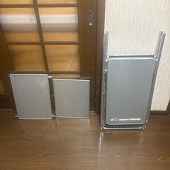 キャンプ用棚の画像