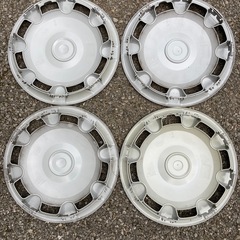 ホイールキャップの画像