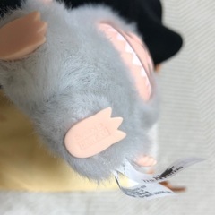 ラブブ イニシャル ぬいぐるみペンダント Cの画像