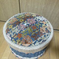 籐製収納付き座椅子の画像