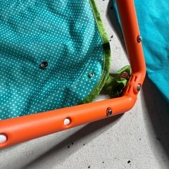 コンパクトにたためる ポップアップジャンパーの画像