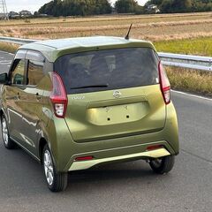 ★エマージェンシーブレーキ★アラウンドビューモニター★アイドリングストップ★プッシュスタート★車検2年付きの画像