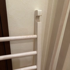 木製ハンガーラック　白　折り畳み　丈夫の画像