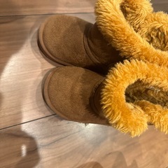 14センチ　ムートンの画像