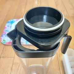 日用品や保存容器などいろいろありますの画像