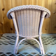 ラタンの椅子＊ライトピンクの画像