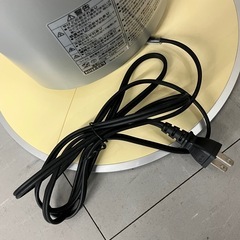 コイズミ 遠赤電気ストーブ KSS-0881 2018年製の画像