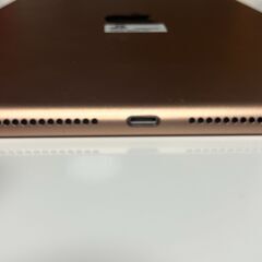 iPad 第8世代 10.2インチ Wi-Fi 32GB ゴールド MYLC2J/A ペンシル付きの画像