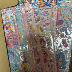 取引中‼️女の子シール類、シール帳、着せ替えシール大量【寄付可能】の画像