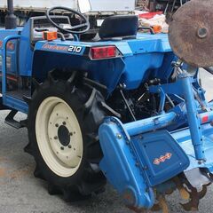 イセキ トラクタ TA210F 21馬力 300時間 4WD 耕耘幅140cm【簡易清掃・下取歓迎】【農機具でっく】【福岡】【トラクター】の画像