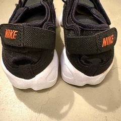【美品】NIKEエアリフト23.0cmの画像