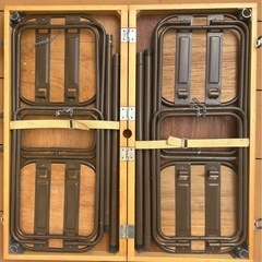 折り畳みテーブル、椅子の画像