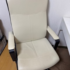 IKEA収納棚付デスクチェアセットの画像