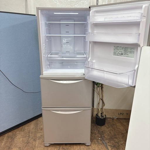 I329 ? ジモティー限定価格！ HITACHI 冷蔵庫 (265L) 3ドア ⭐ 動作確認済 ⭐ クリーニング済