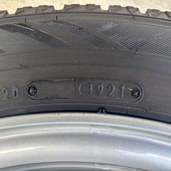 プリウスα205/60R16スタッドレスホイールセットの画像